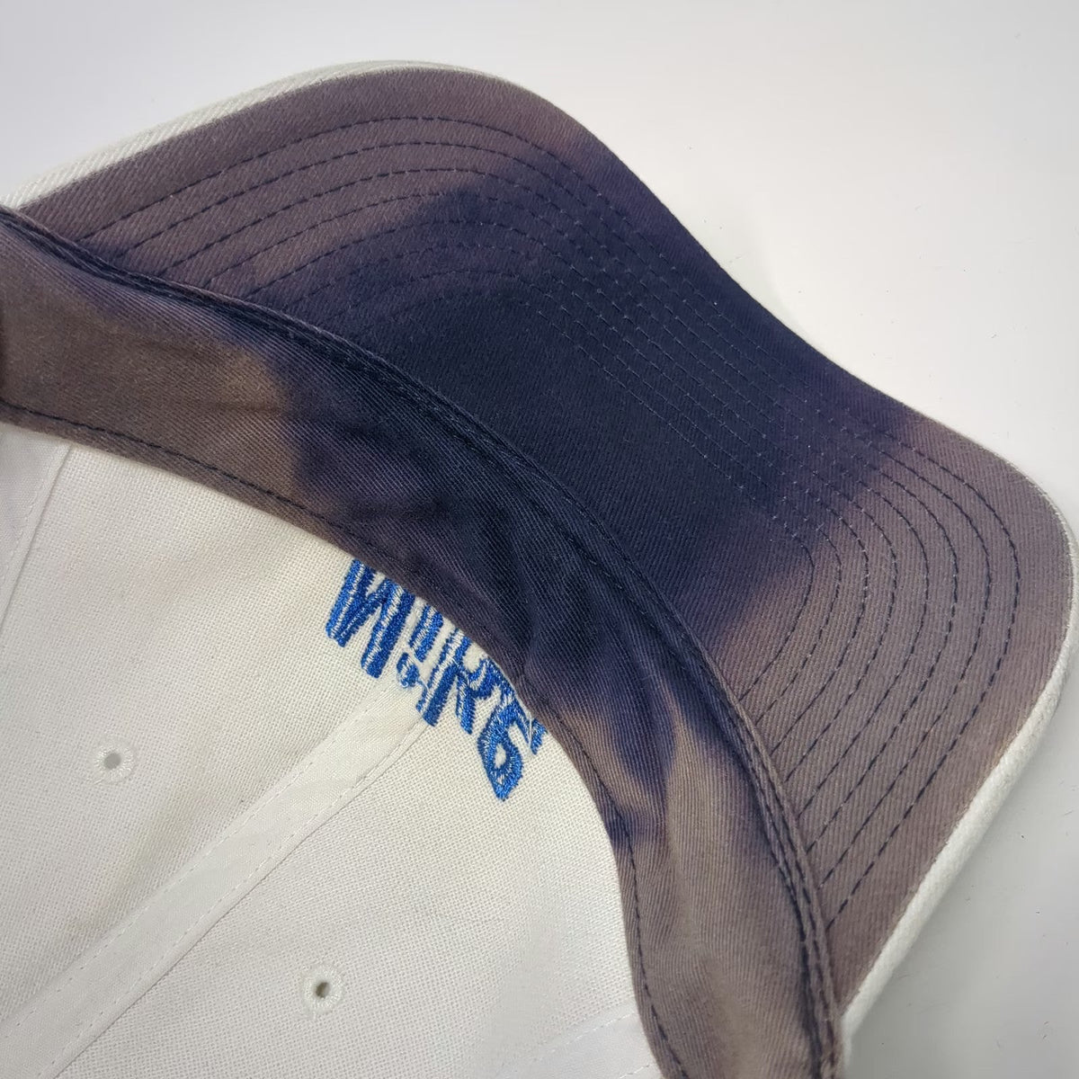 Nike Baseball Cap White Strapback Embroidered Logo Hat Cotton Curved Vintage