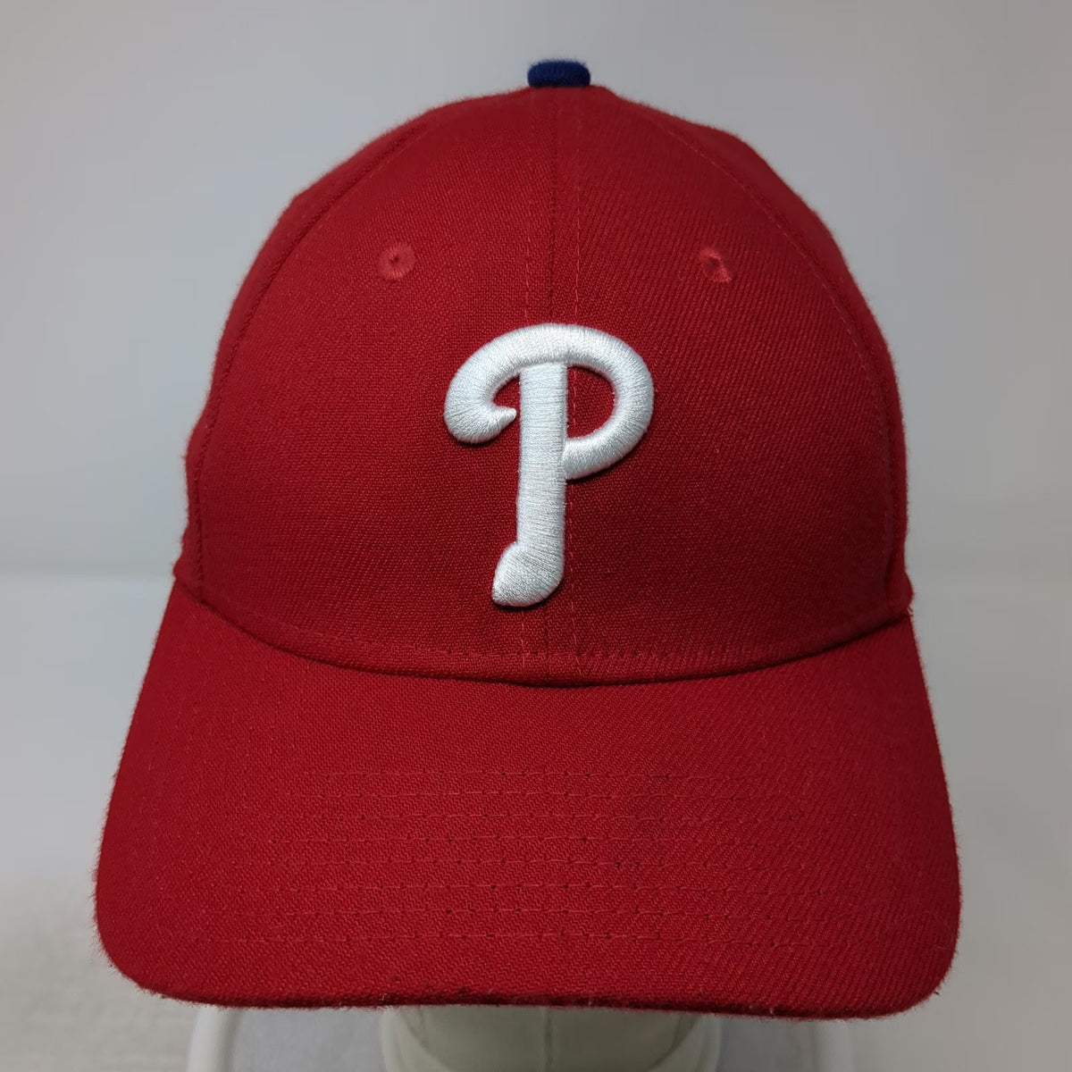 Philadelphia Phillies MLB New Era Baseball Cap Red M 39THIRTY Stretch Fit Hat