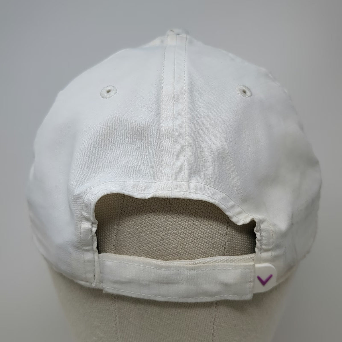 Callaway Baseball Cap White One Size Purple Logo Performance Strapback Golf Hat