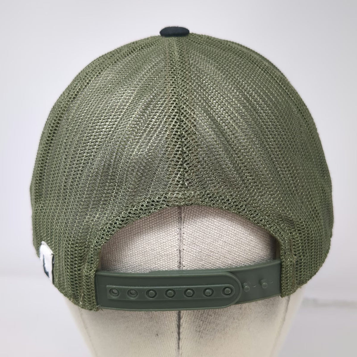 The Perch Trucker Hat Green Black OSFM Camo Mesh Idaho Flat Brim 1976 Elephant