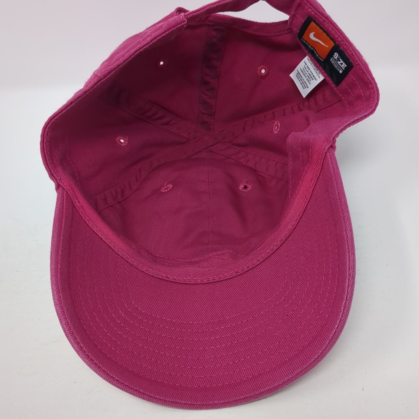 Nike Slideback Baseball Cap Pink One Size Adjustable Embroidered Heritage86