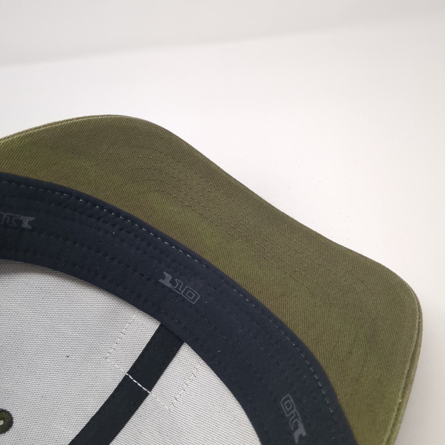Carhartt Snapback Trucker Hat Green One Size Mesh Back Colorblock
