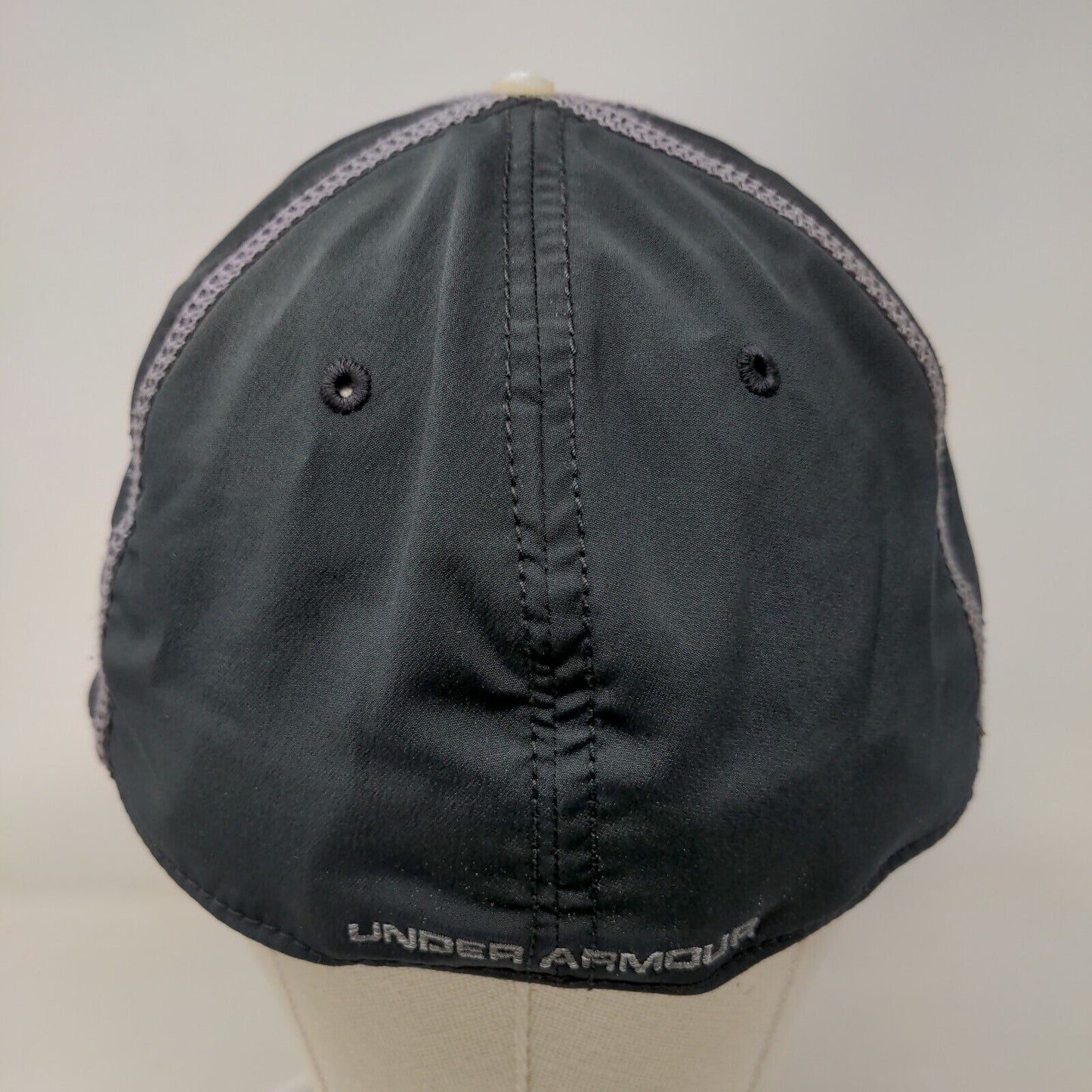 Under Armour Fitted Hat Large/XL Black Embroidered Logo Vent Holes