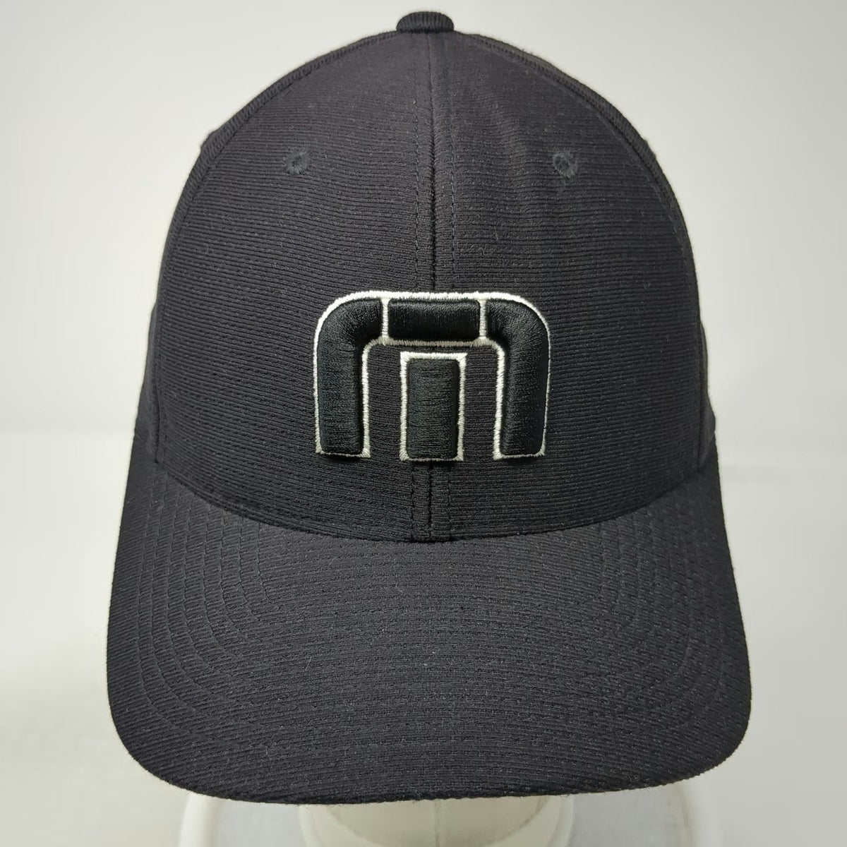 TravisMathew Baseball Cap Black M Fitted Performance Mesh Athletic Logo Hat