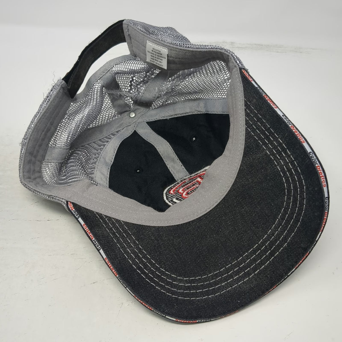 Colorbiotics Baseball Cap Black Mesh Back Gray Red White One Size Strapback Hat