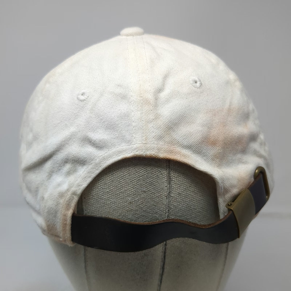 Goodfellow & Co White Baseball Cap One Size Blue Flower Leather Slideback hat