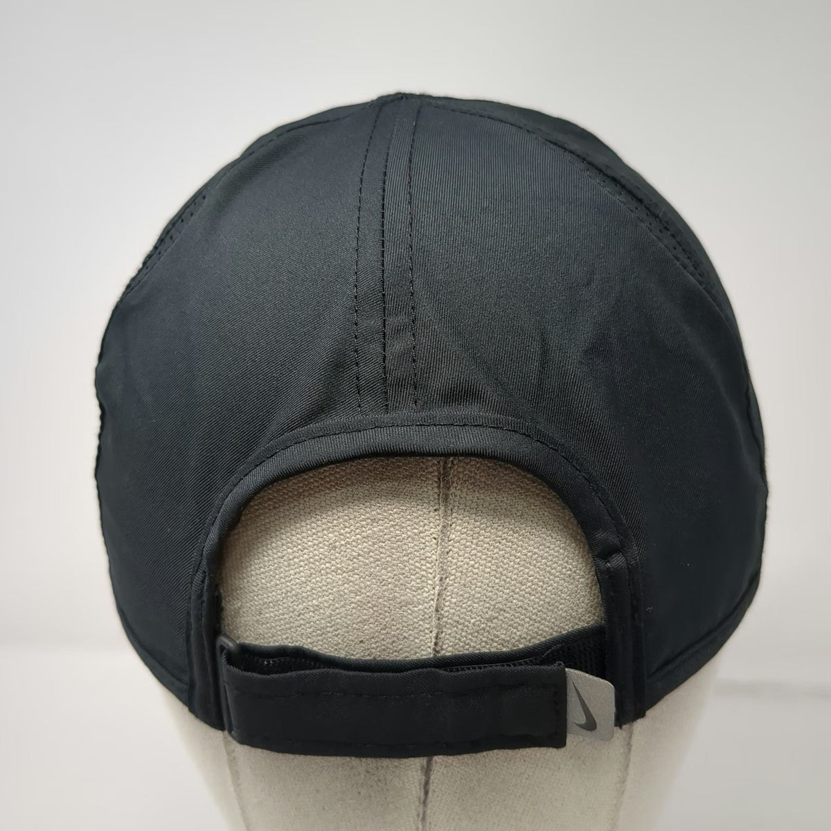 Nike Baseball Cap Black One Size Featherlight Dri-Fit Adjustable Slideback Hat