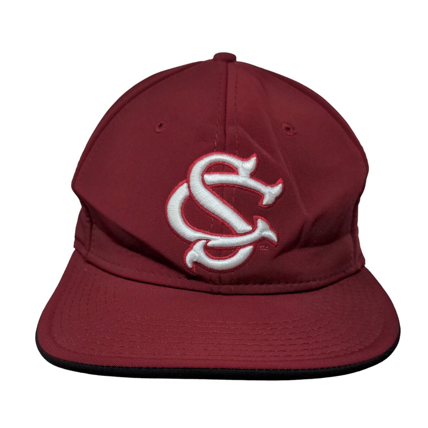 Under Armour University of South Carolina Fitted Hat Red Size MK Gamecocks