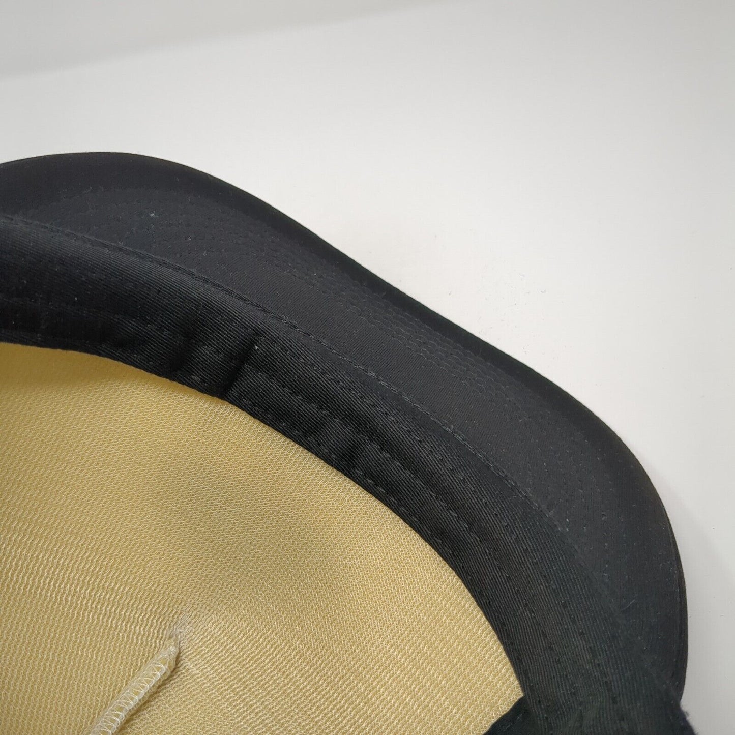 Mountain Top 2019 Snapback Trucker Hat Black One Size Mesh Back District