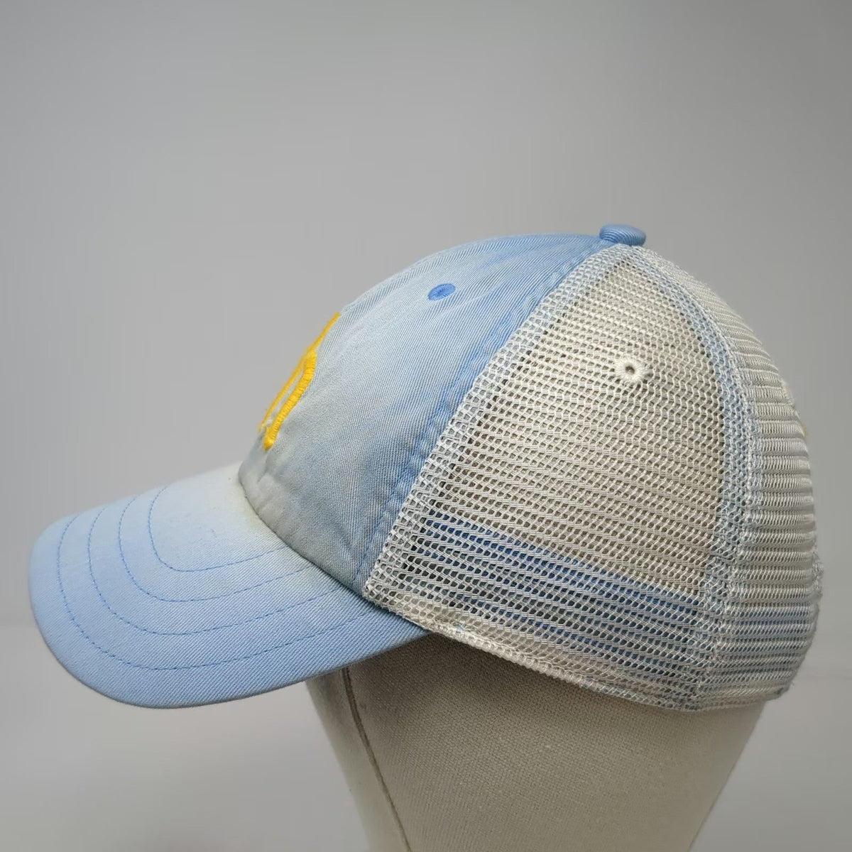 Seattle Mariners MLB Nike Blue One Size Trucker Hat Trident Logo Mesh Snapback