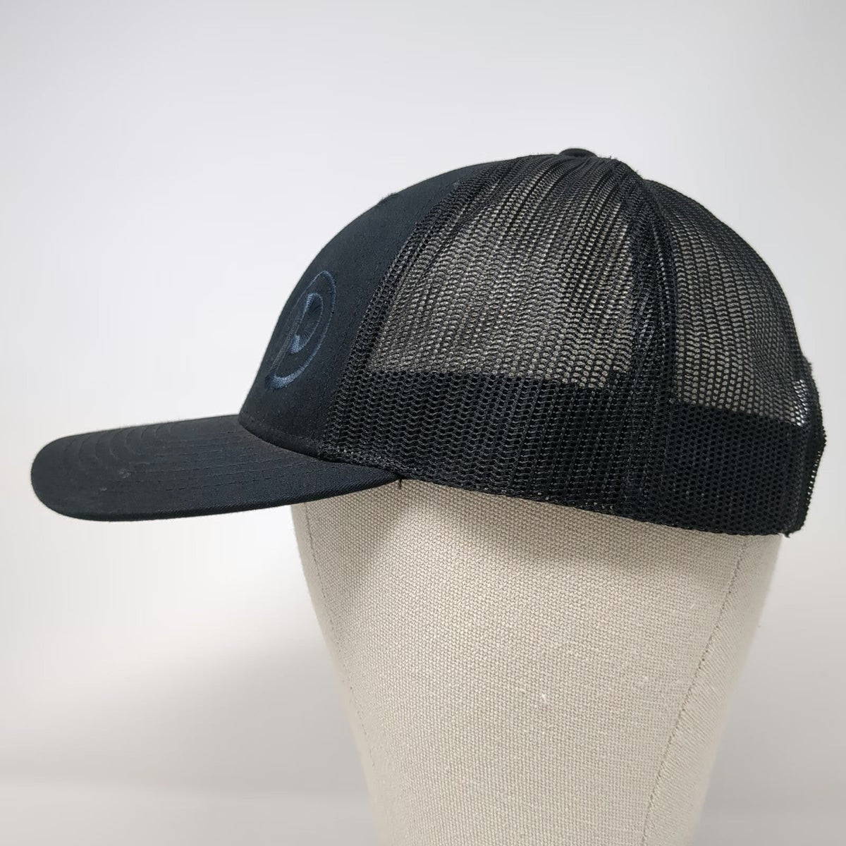 Richardson Trucker Hat Black L Power-Pole Tonal P Logo Mesh Snapback Baseball
