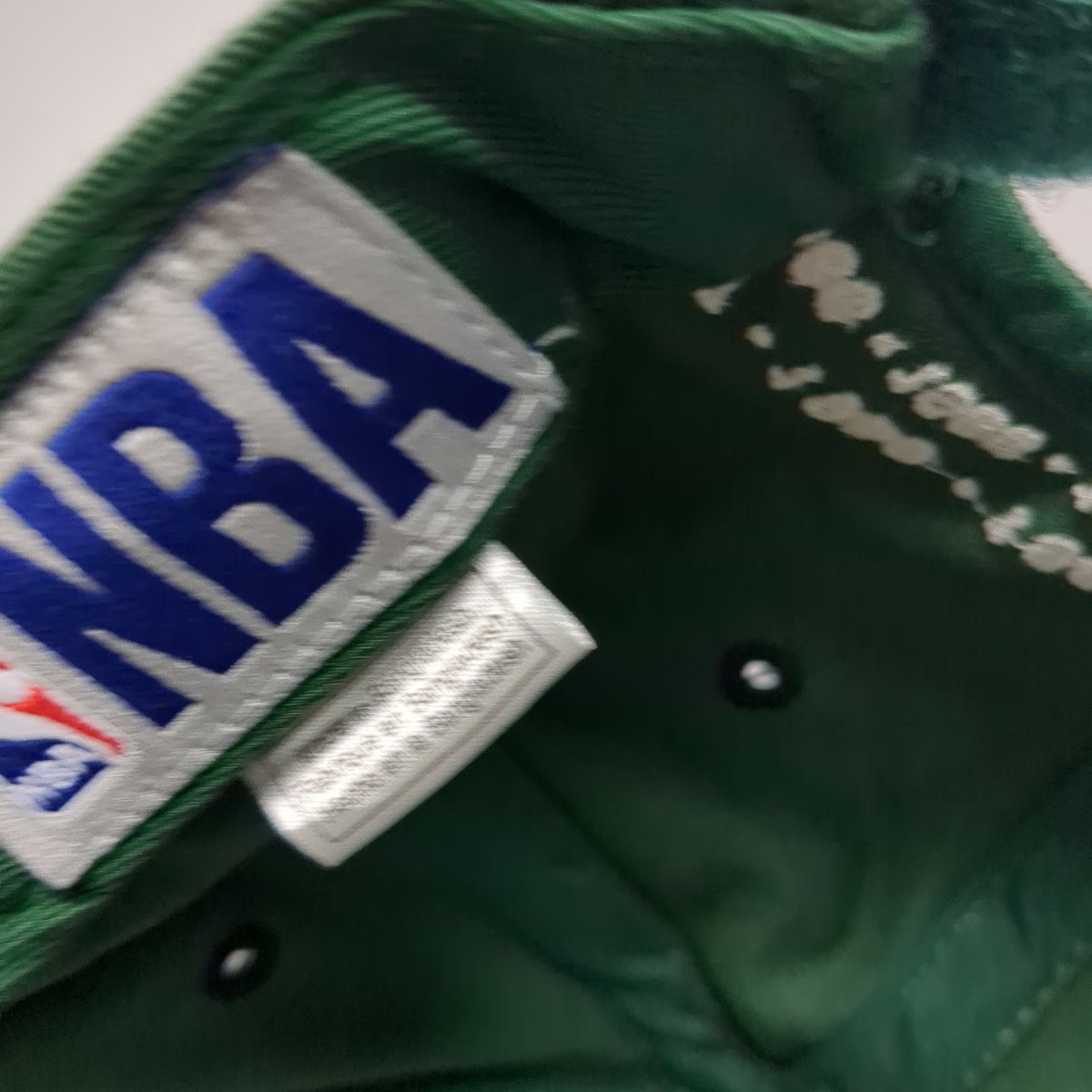 NBA Boston Celtics Green One Size Cap 16-Time Champions Back Years Embroidery