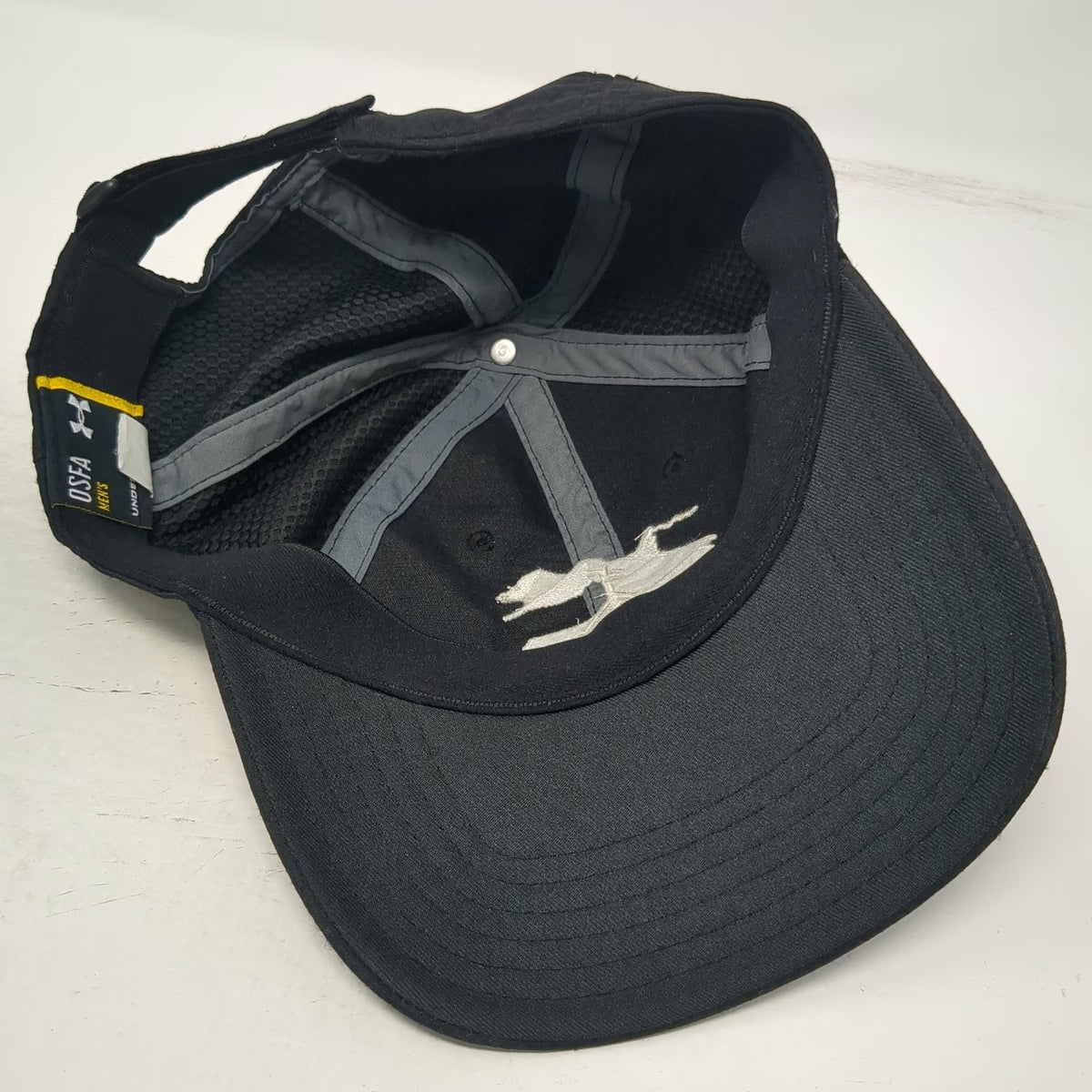 Under Armour Baseball Cap Black One Size Seward Alaska Resort Slideback Hat