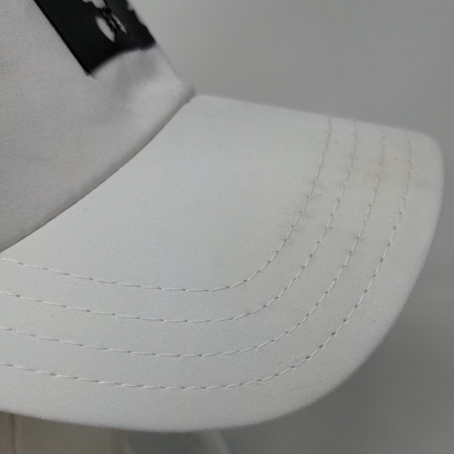 Skull Snapback Hat White One Size Adjustable Breathable Mesh 6 Panel Salt Pines