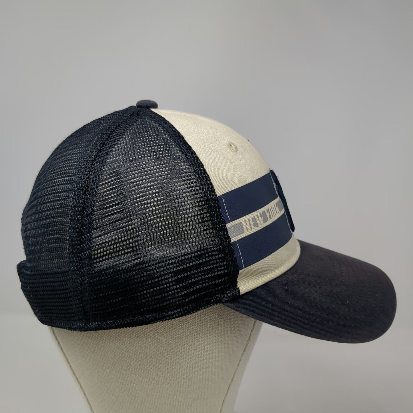 New Era MLB New York Yankees Blue Trucker Hat One Size Mesh Snapback Curve Brim