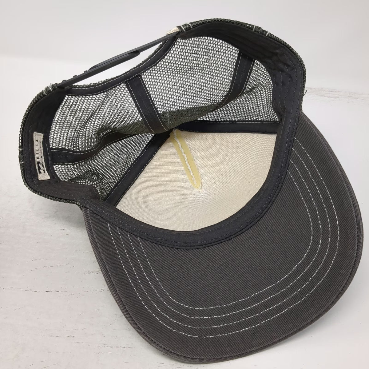 Billabong Trucker Hat Gray One Size California Love Bear Mesh Snapback Surf