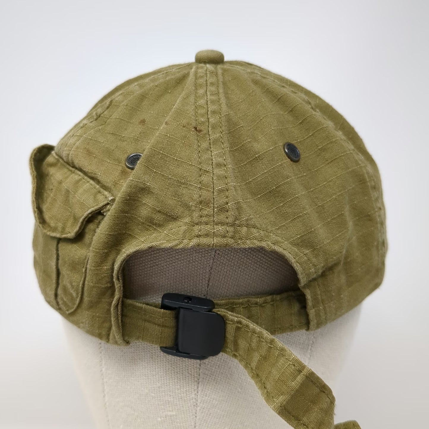 HersheyPark Baseball Cap Green One Size White Side Pocket Cotton Strapback Hat