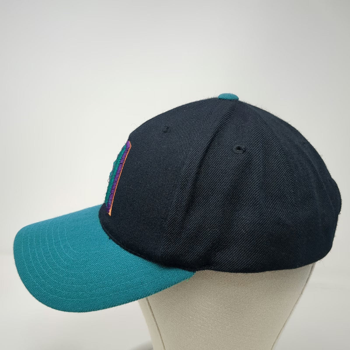 American Needle MLB Arizona Diamondbacks Snapback Black Blue OS Hat Logo