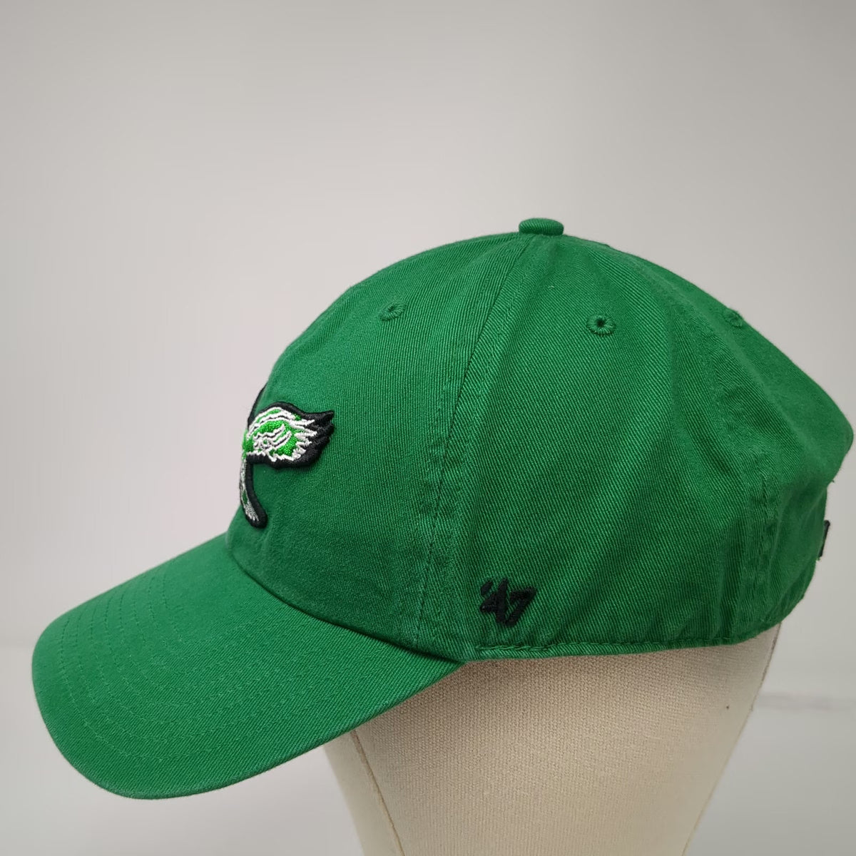 Philadelphia Eagles NFL '47 Green One Size Hat Slideback Embroidered Logo Shield