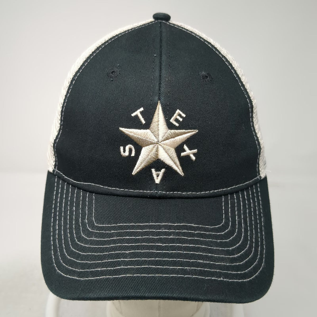 Buc-ee's Trucker Hat Black One Size Texas Star Embroidered Mesh Snapback Cap
