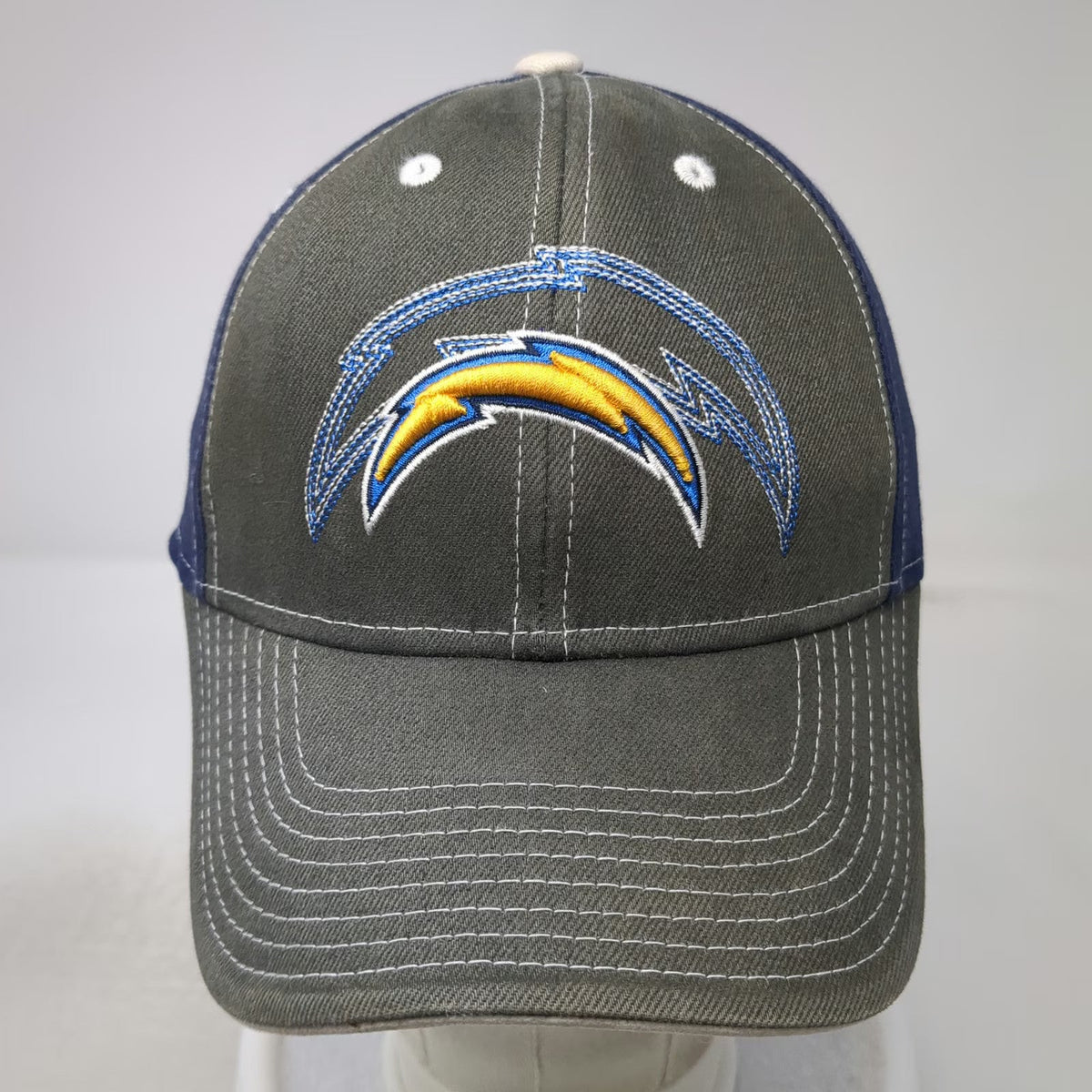 Reebok NFL Chargers Cap Gray Blue L Stretch Fit Embroidered Contrast Stitching