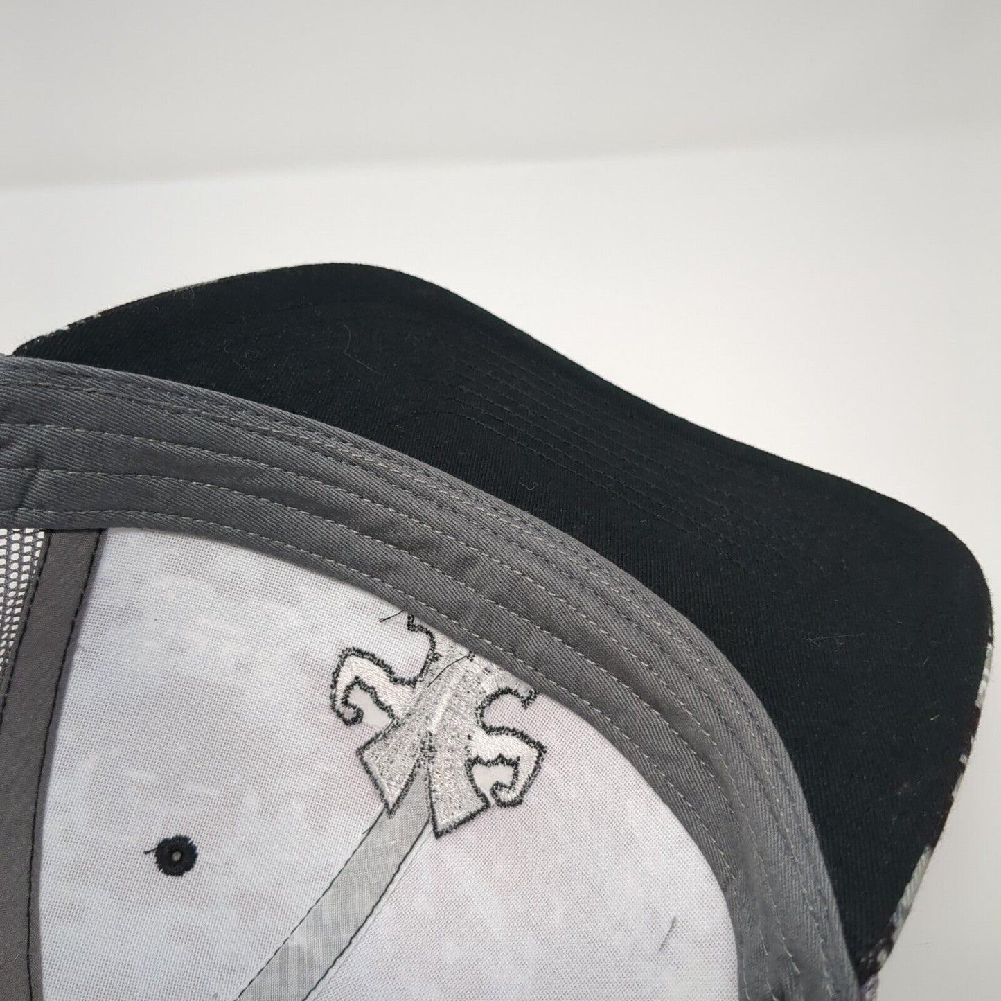 Richardson Snapback Trucker Hat Camo OSFA Embroidered Logo Mesh Back