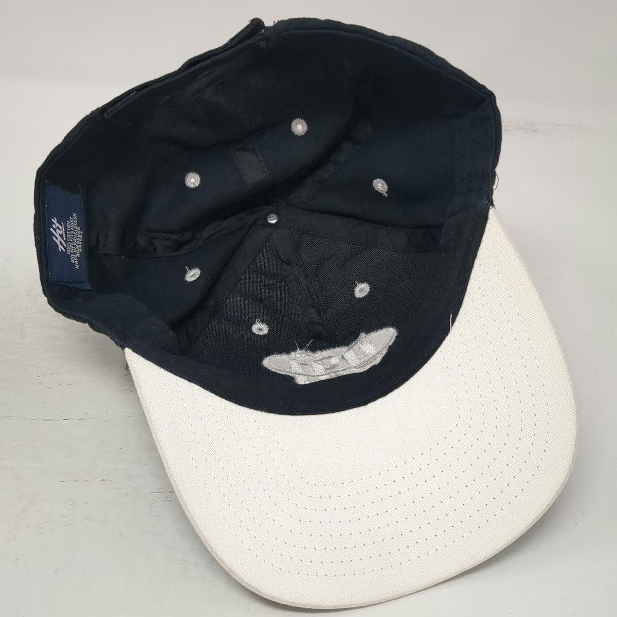 Hit Baseball Cap Black One Size Proud D91 Logo Sandwich Brim Embroidered Hat