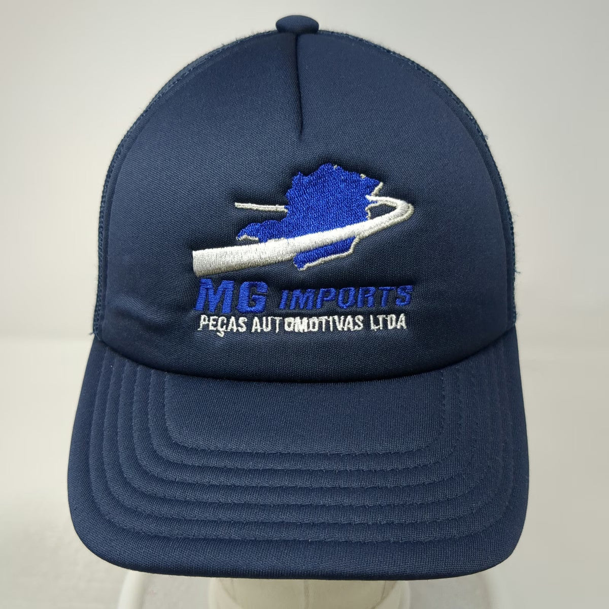 Leo Pard MG Imports Peas Automotivas Trucker Hat Blue One Size Mesh Snapback
