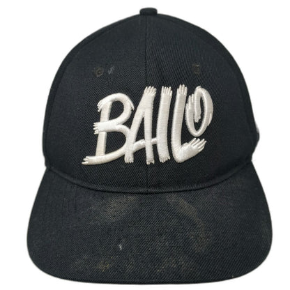 Sixfeathers Bailo Snapback Black One Size Flat Brim Embroidered Logo Hat