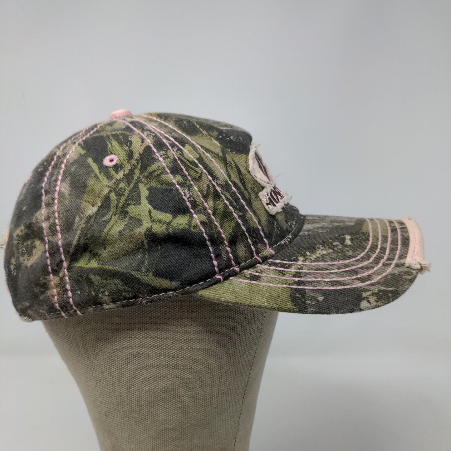 Mossy Oak Women's Strapback Hat Camo Pink Size OSFA Embroidered Logo Distressed