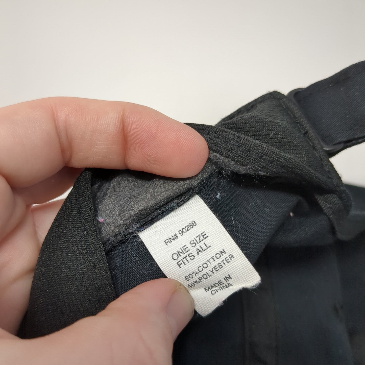 Unbranded Strapback Hat Black Blank OSFA Adjustable Polycotton Cap