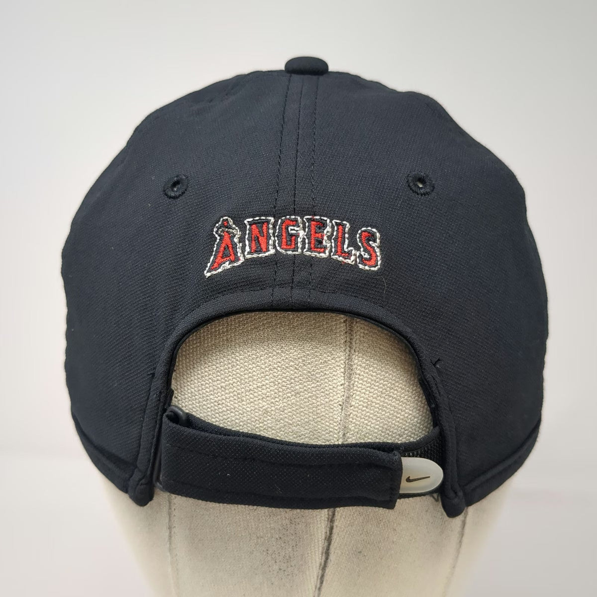 Nike Los Angeles Angels Baseball Cap Black OSFM Dri-FIT Strapback MLB Swoosh Hat