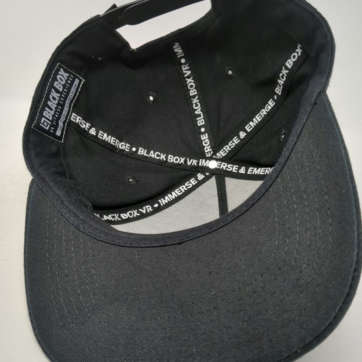 Black Box 5 Panel Black Hat One Size VR Fitness Experience Flat Brim Snapback