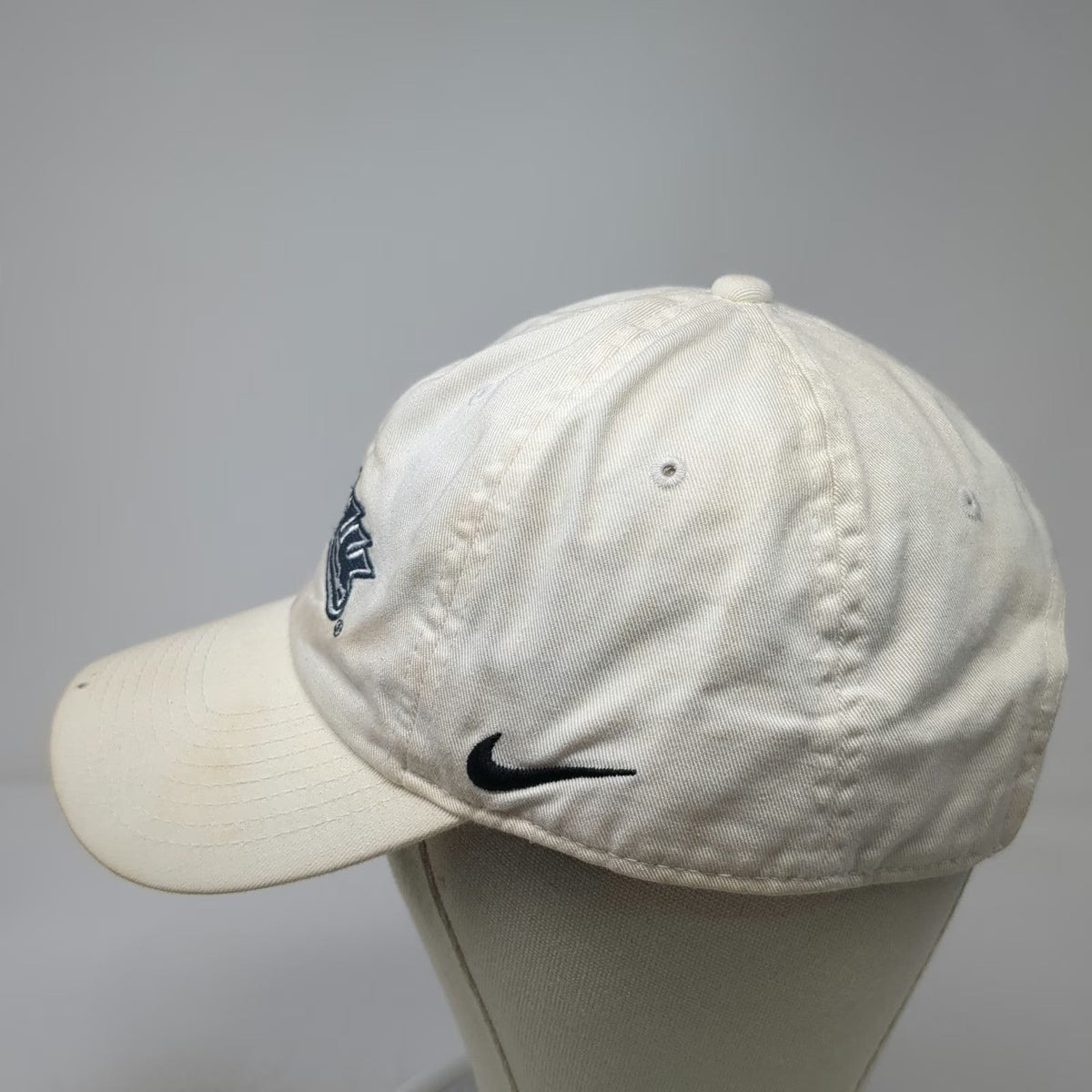 Washington State Cougars NCAA Nike White One Size Wazzu Logo Slideback Hat