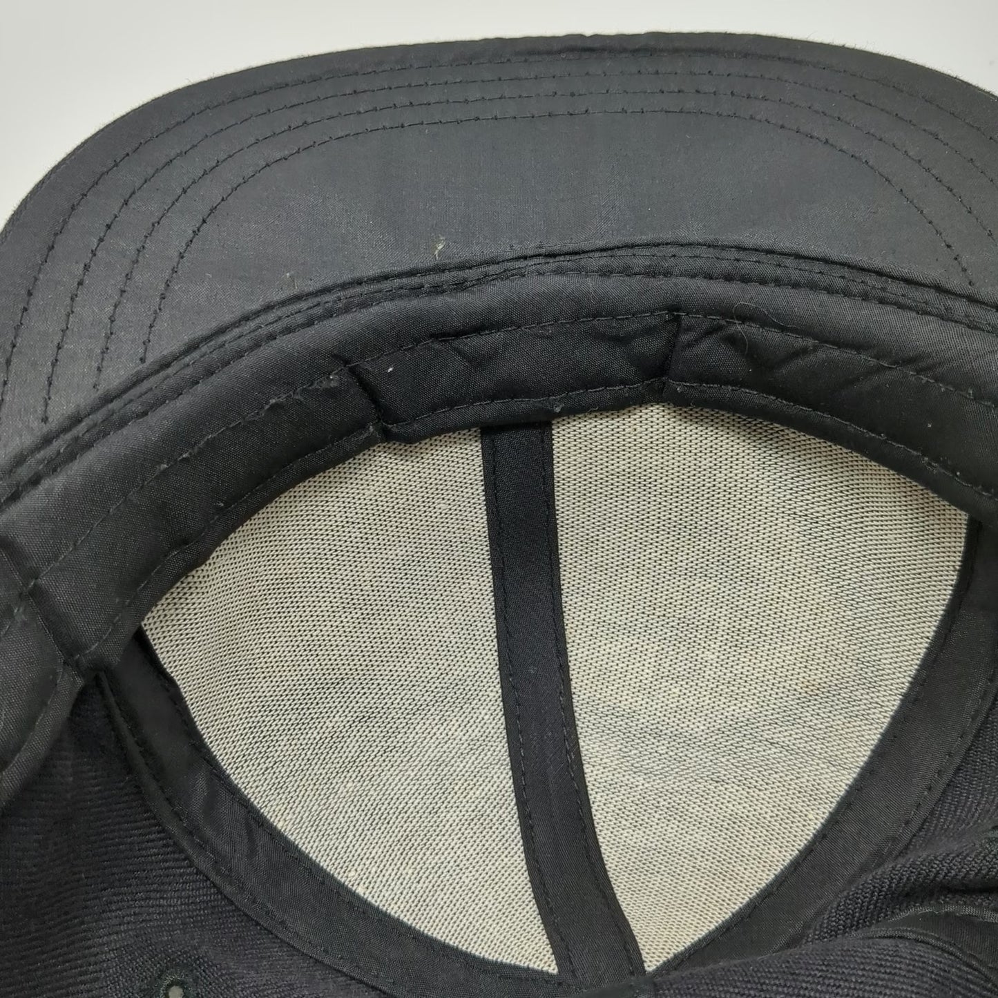 Bioworld Baseball Cap Black M Superman Shield Raised Embroidery Stretch hat