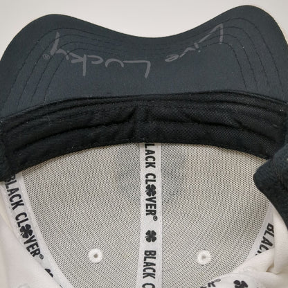 Black Clover Baseball Cap White XL Live Lucky Whitetail Clover Stretch Fit Hat