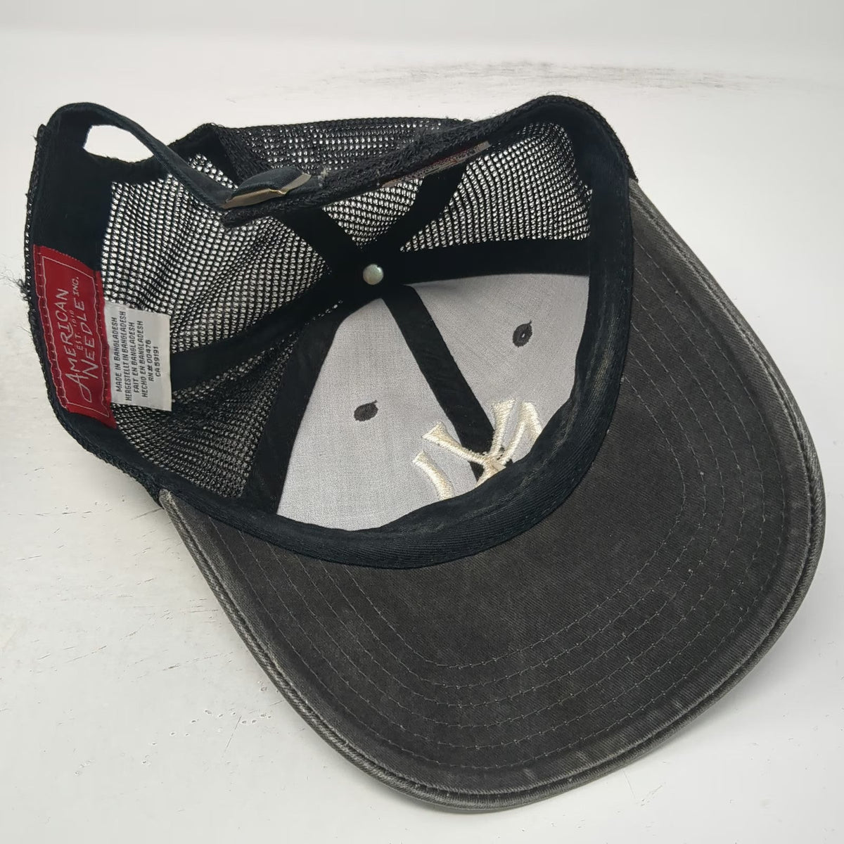 American Needle New York Yankees MLB Baseball Cap Gray One Size Mesh Slideback