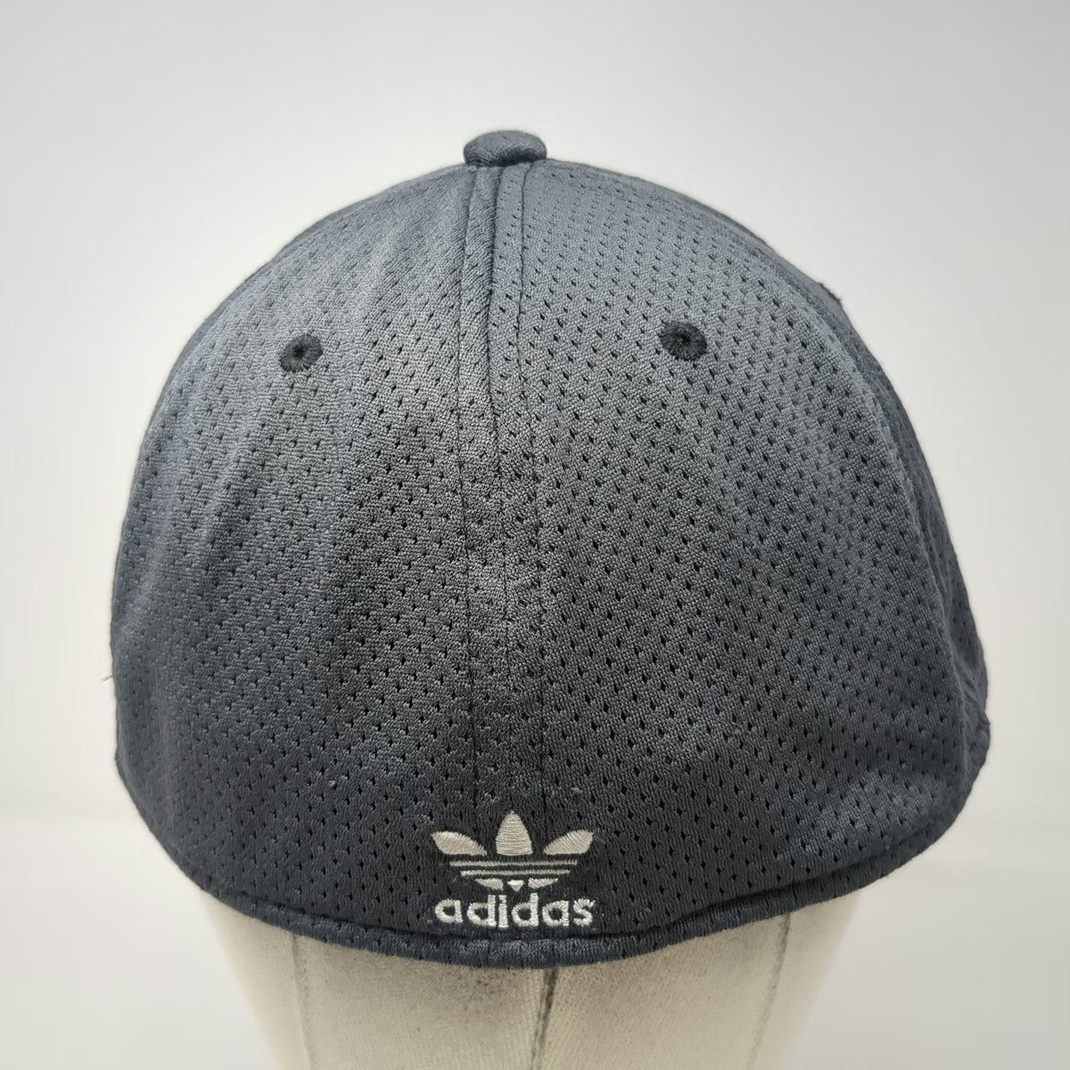 Adidas Baseball Cap Gray XL A-FLEX Stretch Fit Breathable Mesh Trefoil Logo hat