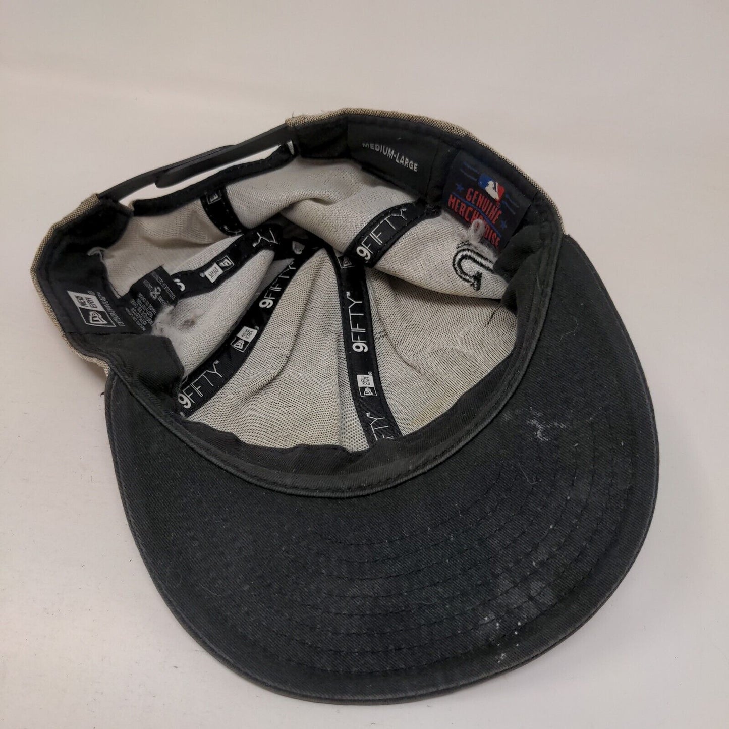 New Era MLB Chicago White Sox Snapback Hat Gray M-L Faded Distressed 9Fifty