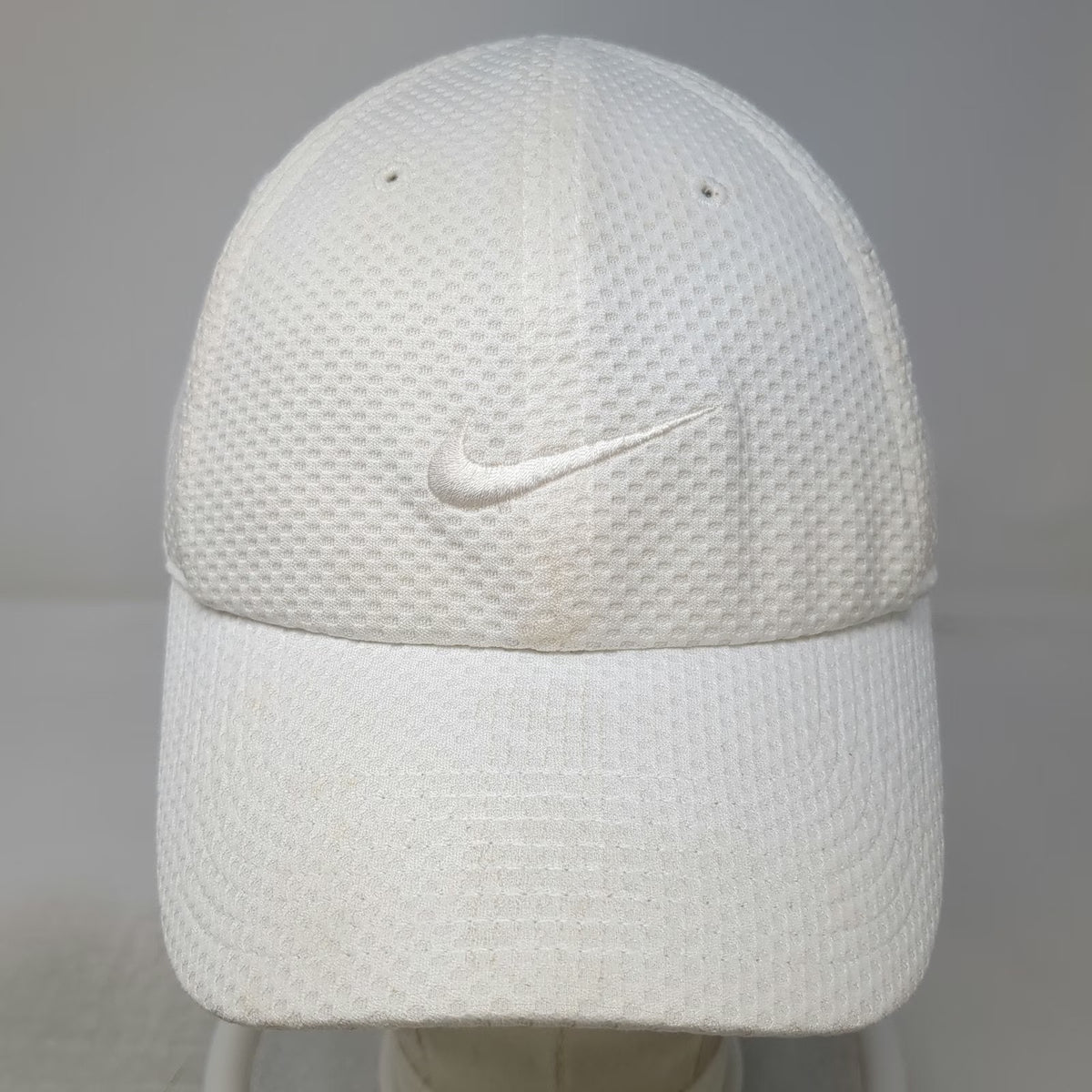 Nike Baseball Cap White One Size Dri-FIT Heritage86 Mesh Slideback Hat Swoosh