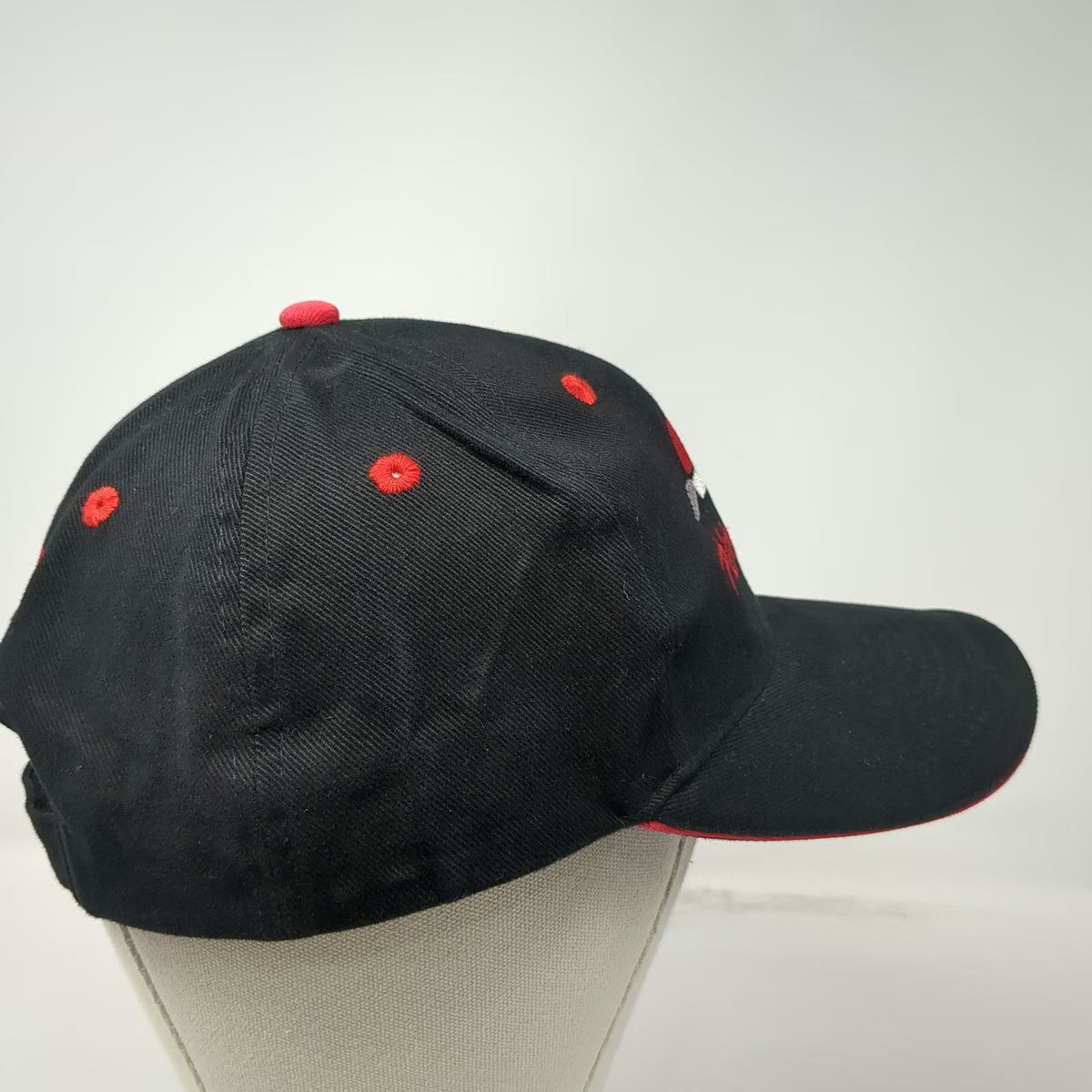 OTTO PistenBully Peterson Equipment Company Black Red Hat One Size Baseball Cap