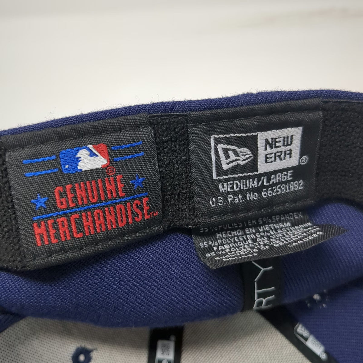 Milwaukee Brewers MLB New Era Baseball Cap Blue L 39THIRTY Stretch Fit Logo Hat