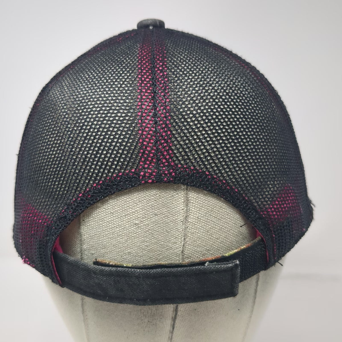 Mossy Oak Baseball Cap Black Pink Camo One Size Mesh Back Strapback Hat