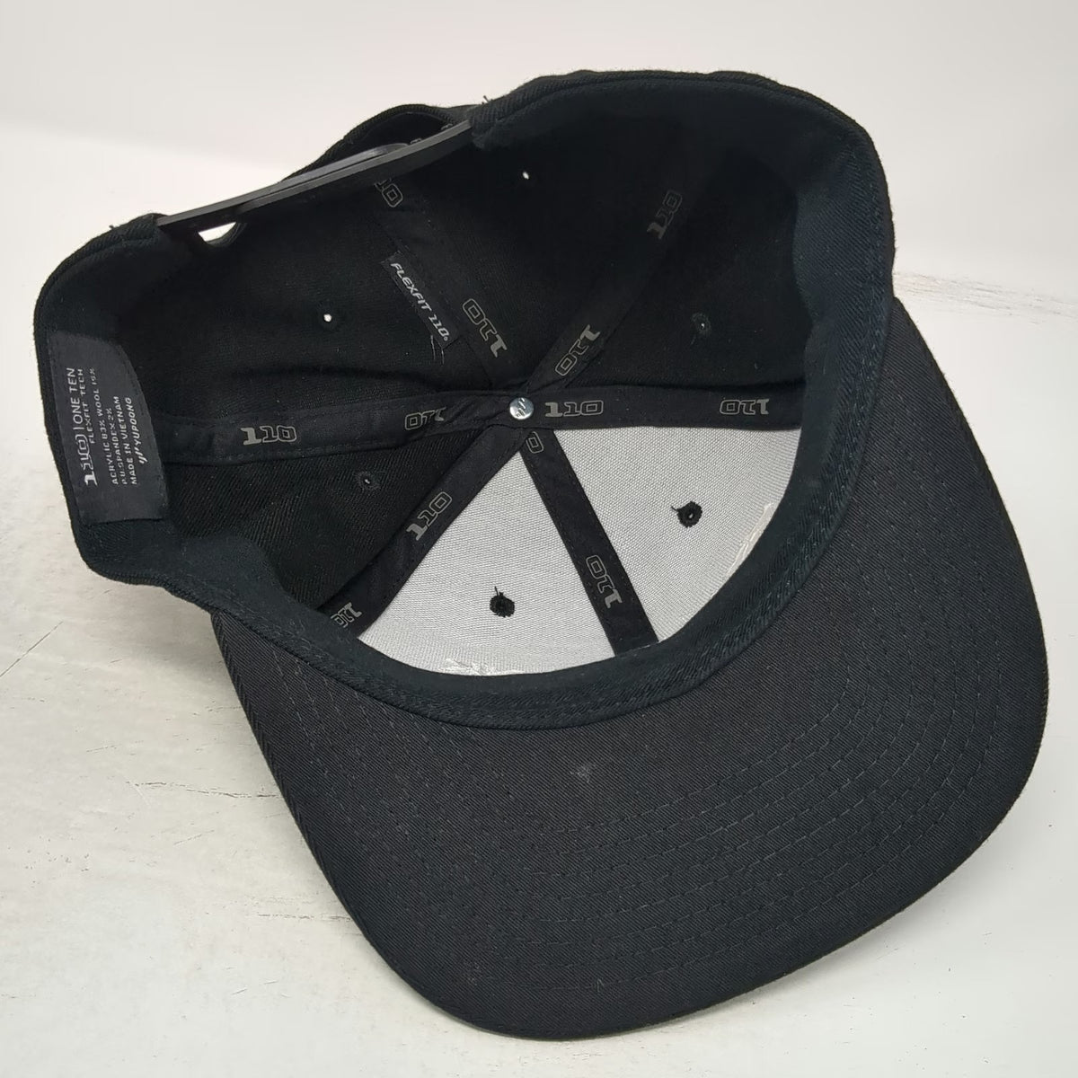 Flexfit Snapback Black One Size Burbank Ammo & Guns Target Shield Logo 110 Hat
