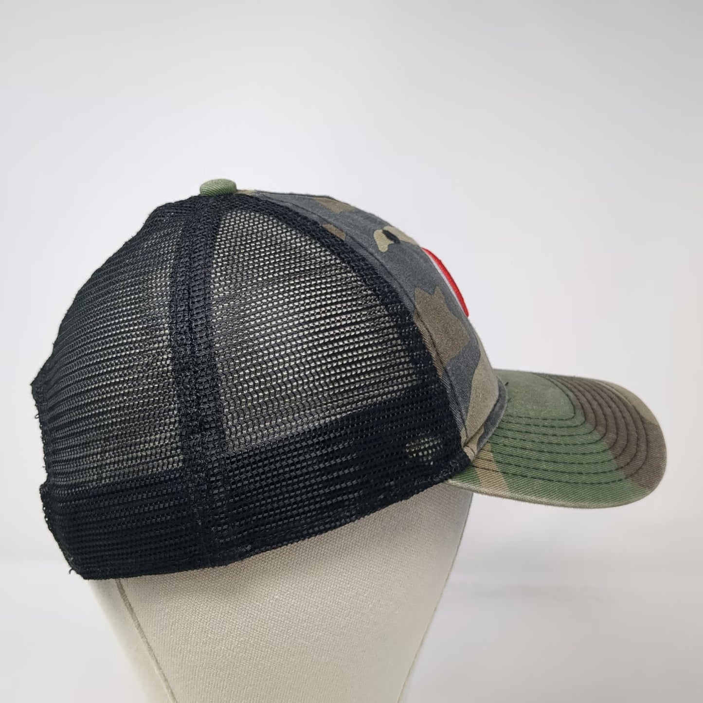 Chicago Cubs MLB New Era Trucker Hat Green Black Camo One Size Mesh Snapback