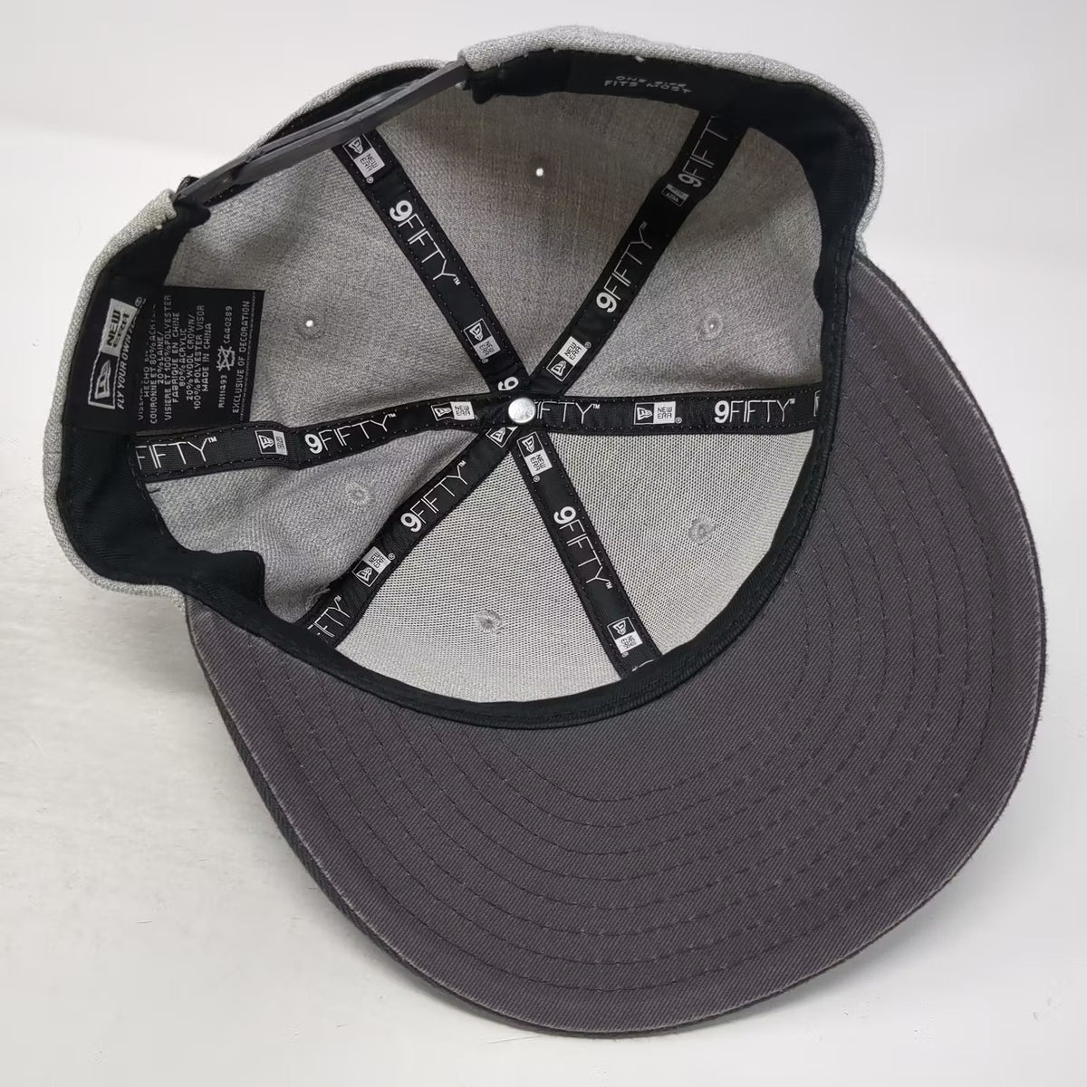New Era Oakley Gray Black Snapback Hat One Size 9FIFTY Flat Brim Logo Adjustable