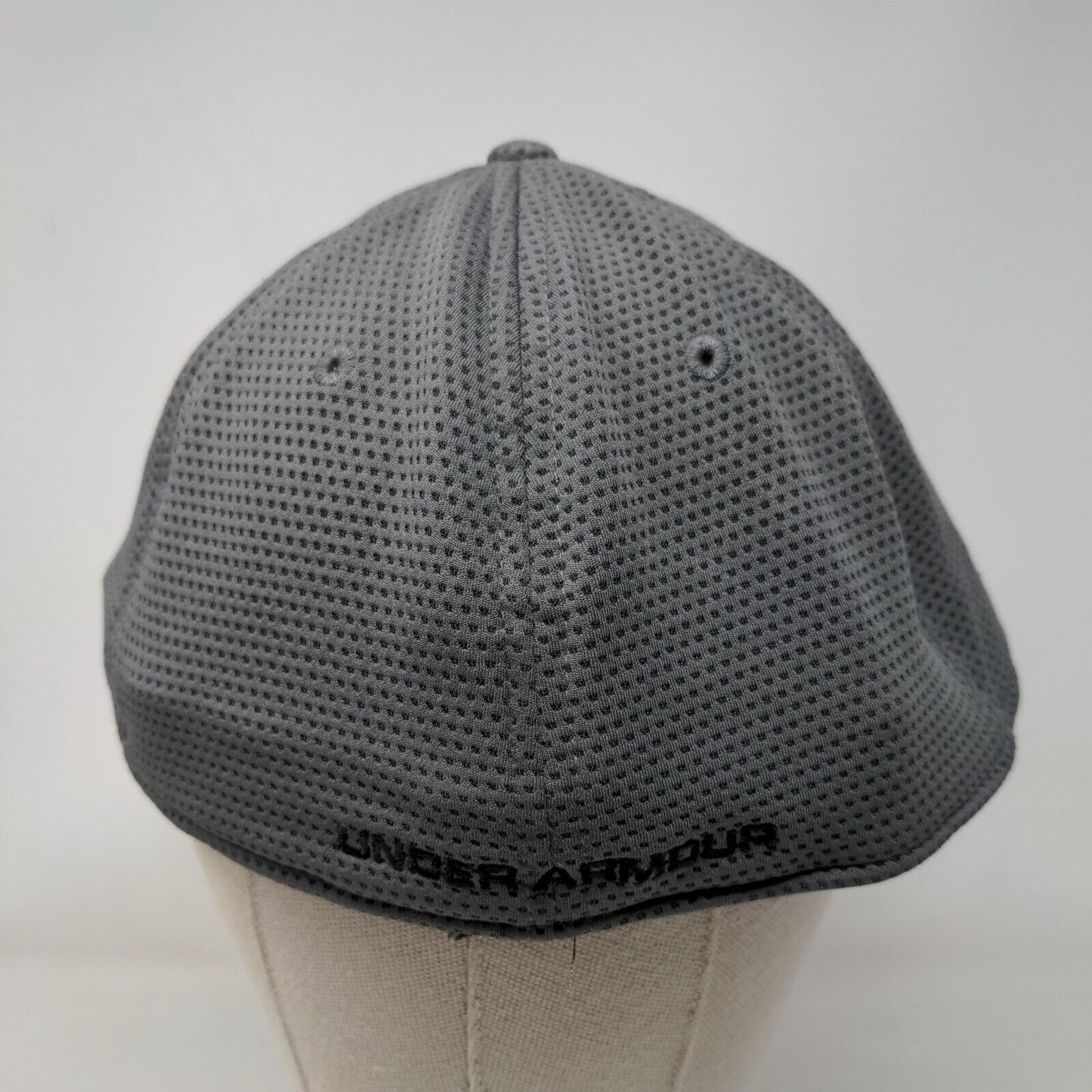 Under Armour Fitted Hat Gray XL/XXL Lightweight Breathable Vented Holes 6 Panel