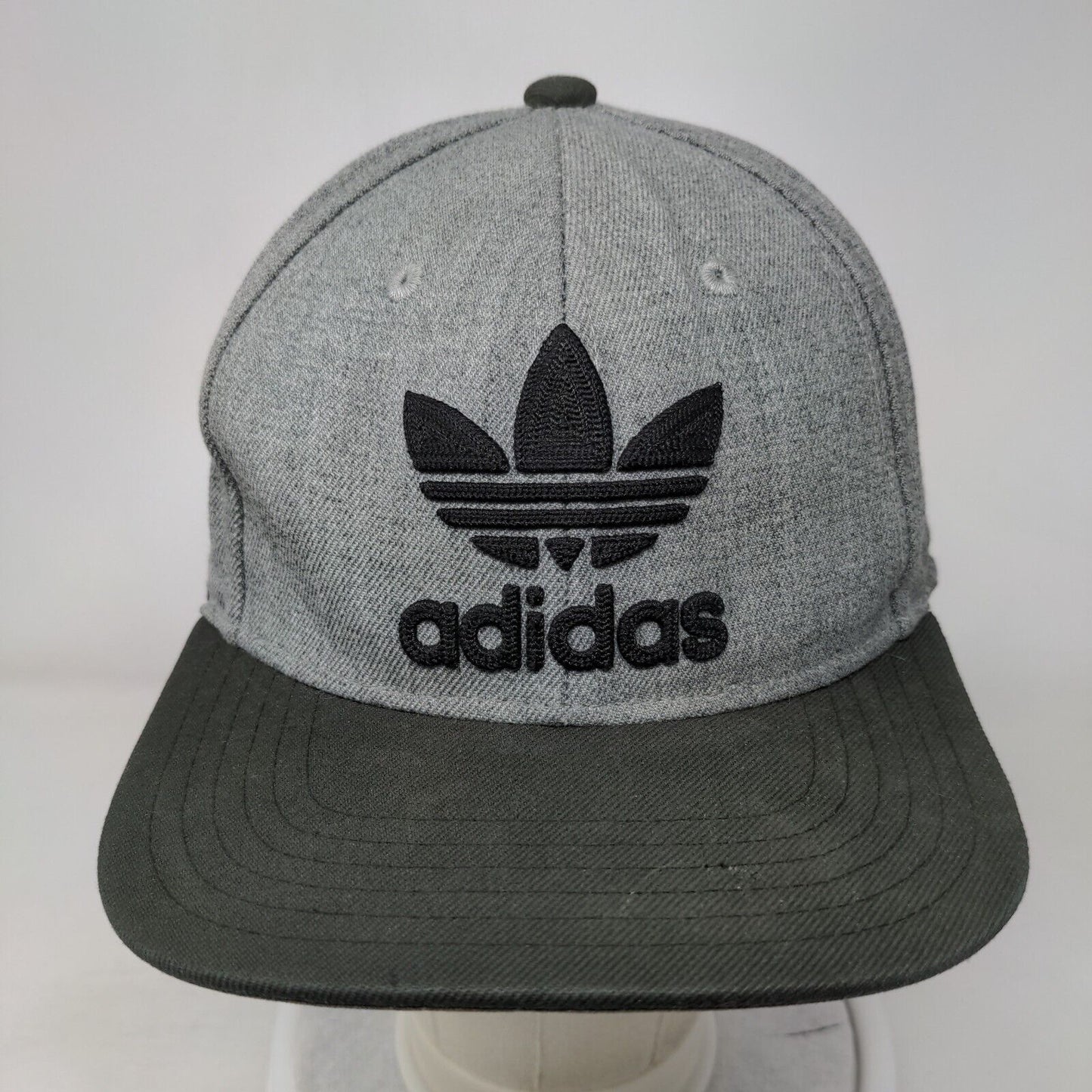 Adidas Trefoil Snapback Hat Gray OSFM Embroidered Colorblock 6 Panel