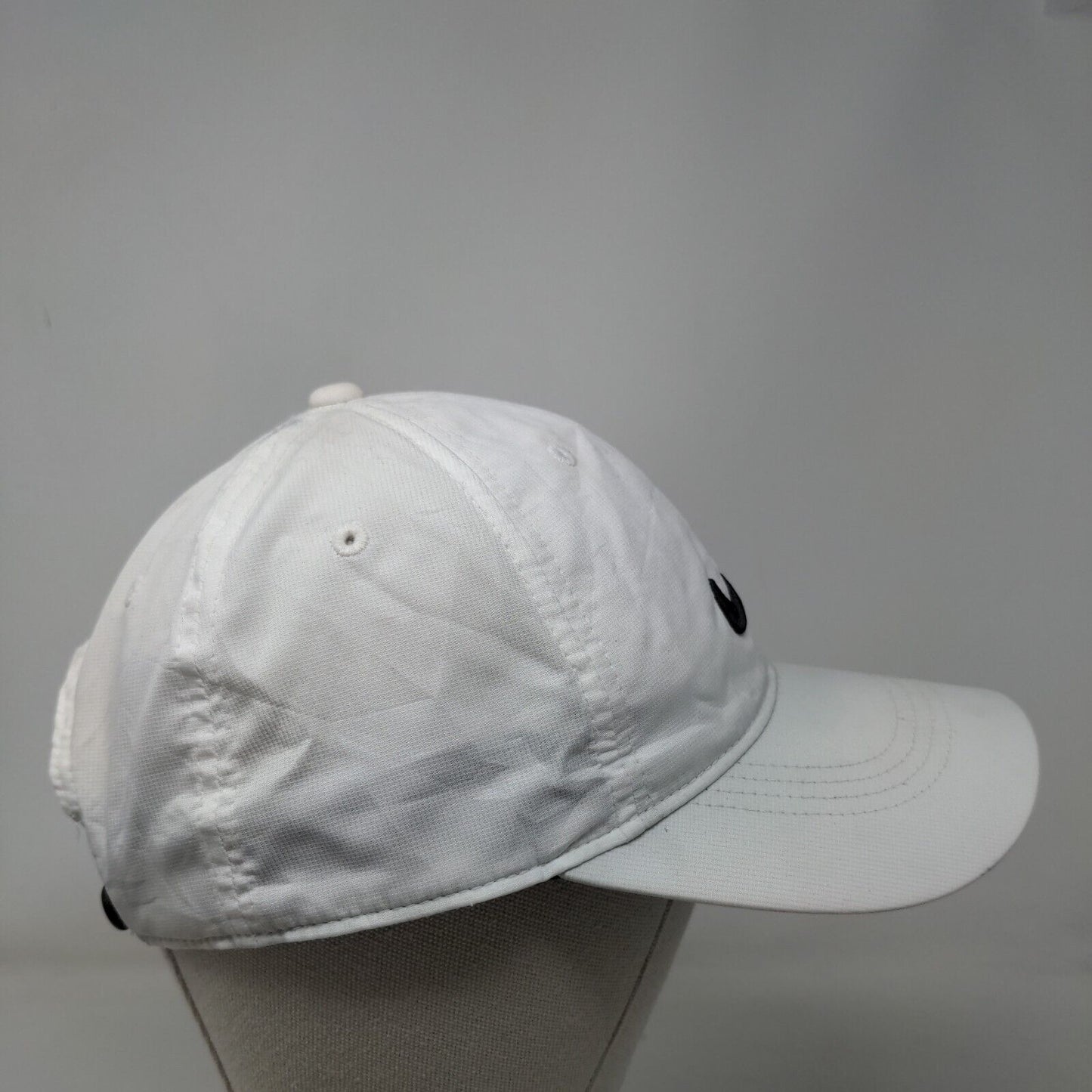 Nike Swoosh Strapback Hat White OSFM Embroidered Legacy91 Dri-Fit