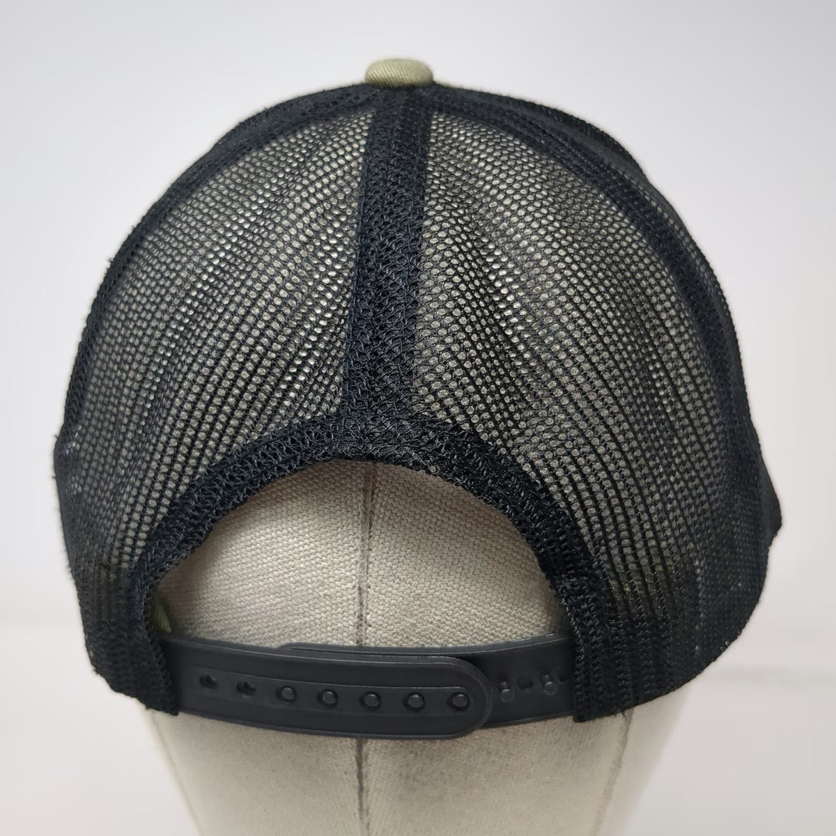 NV CAPS Trucker Hat Green OSFM South Creek Outfitters Buck Deer Mesh Snapback
